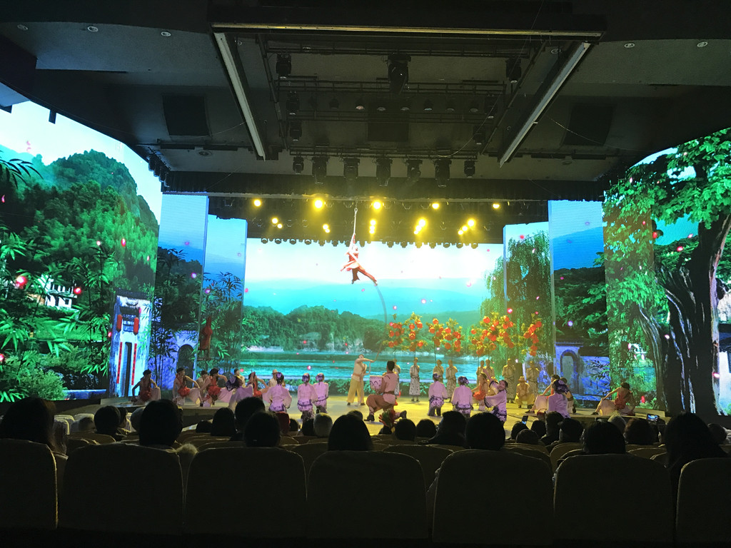 4.《千岛湖?水之灵》演出