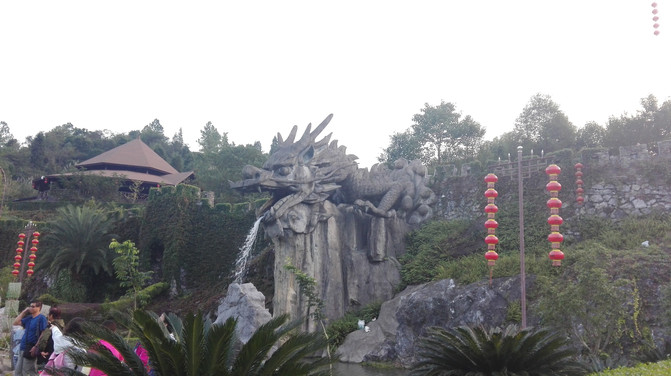 连州地下河 潢川三峡两日游