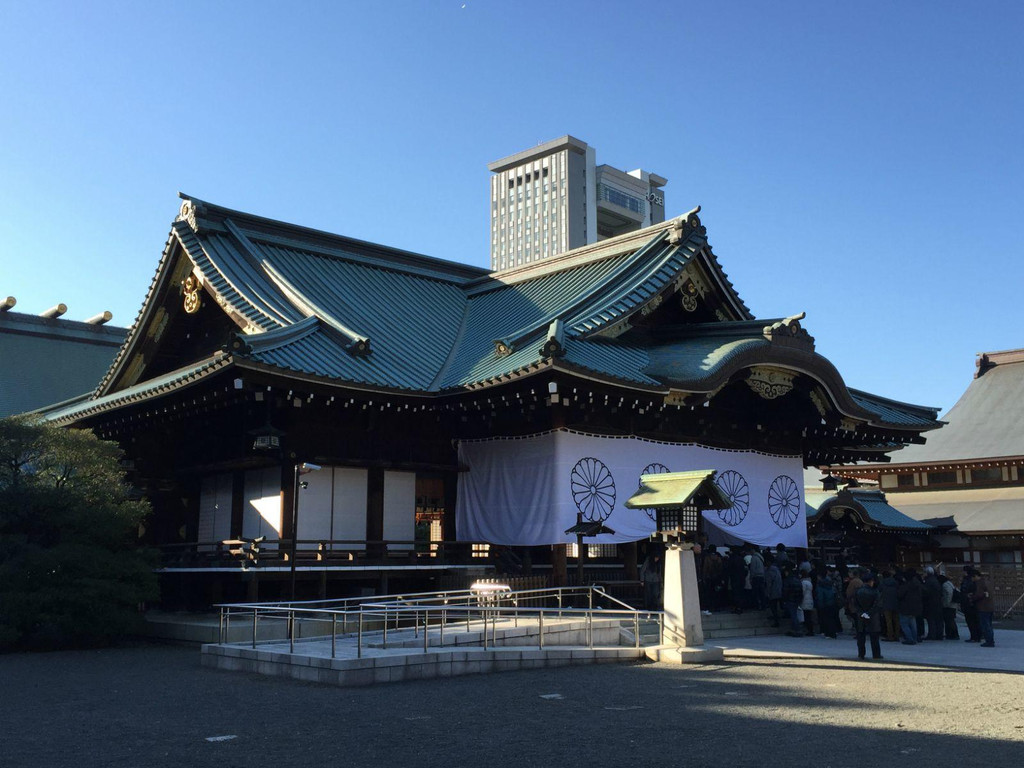 靖国神社                                  