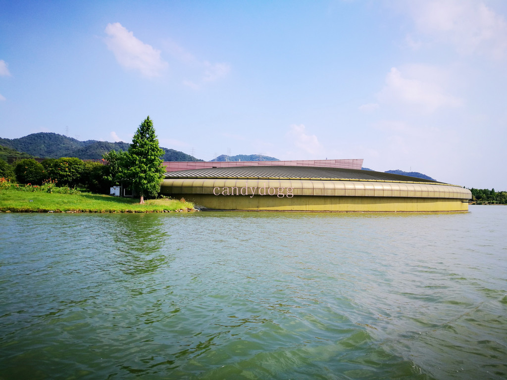 湘湖跨湖桥文化遗址博物馆-八千年前5.6米长的独木舟存放地