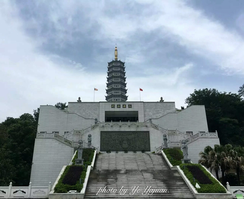 毕业旅行#沙县小吃,淘金山的舍利塔,桃源洞的一线天 大金湖遇雨