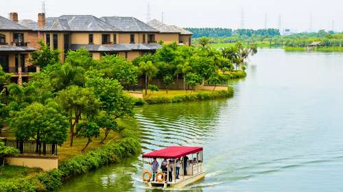 迪茵湖生态旅游度假区