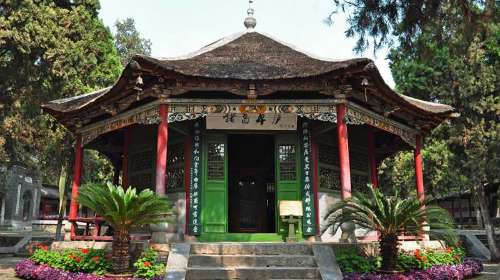 南阳武侯祠