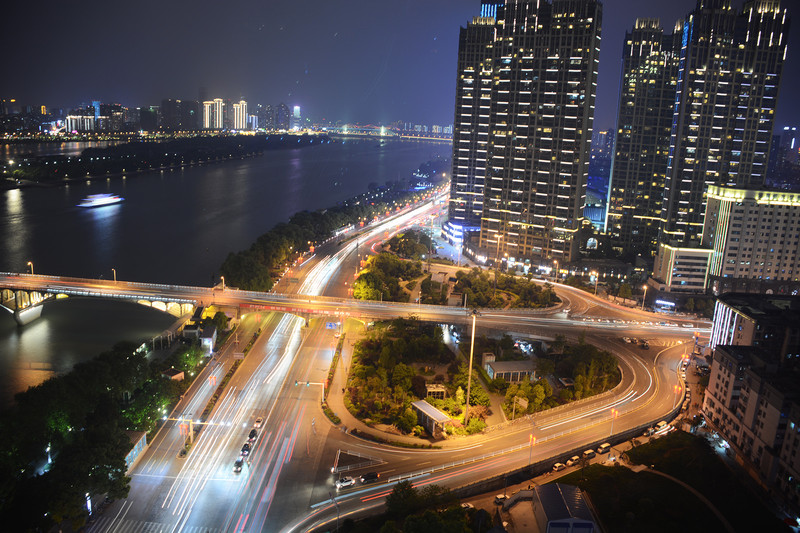 长沙湘江中路夜景.