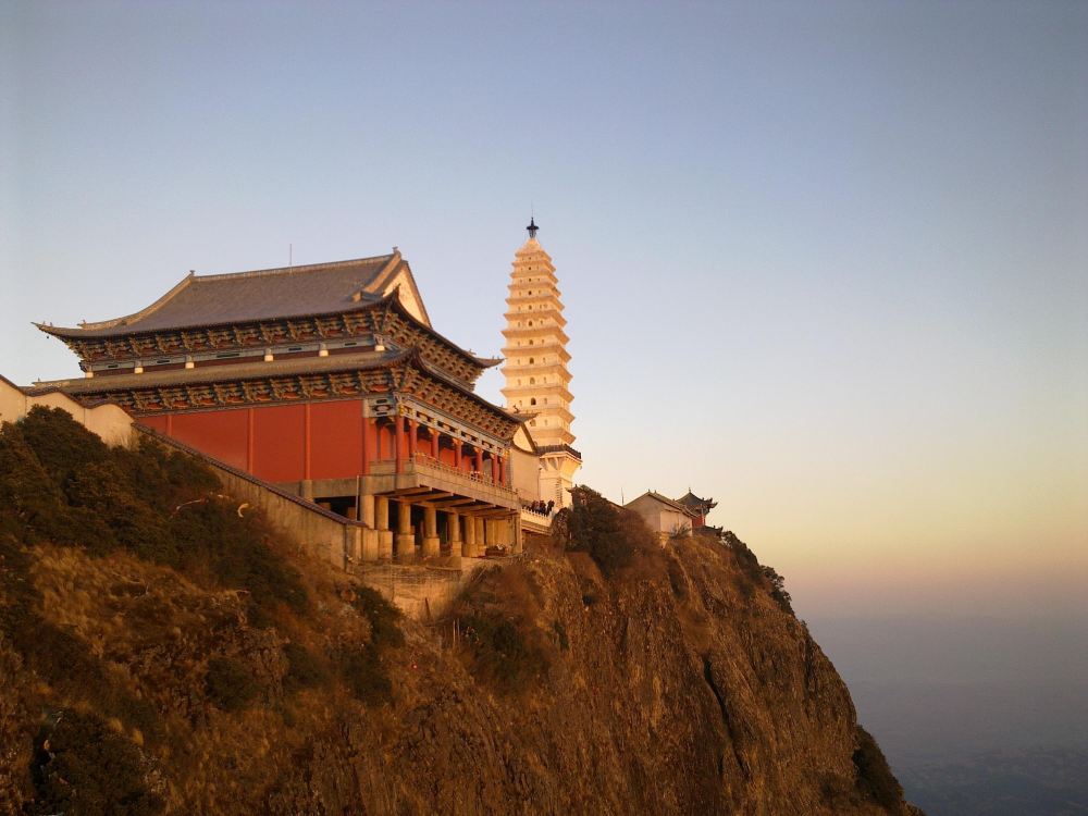 大理鸡足山 鸡足山索道 灵山一会坊 金顶寺 祝圣寺一日游【包车一日游