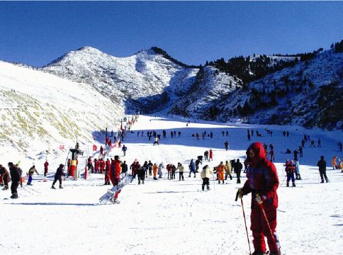 龙居桃花岛滑雪场门票,东营龙居桃花岛滑雪场攻略