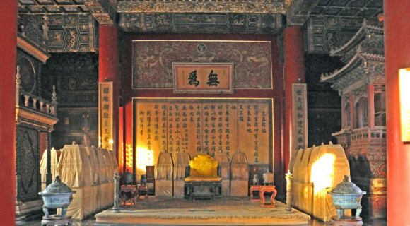 故宫内廷"后三宫":乾清宫,交泰殿,坤宁宫