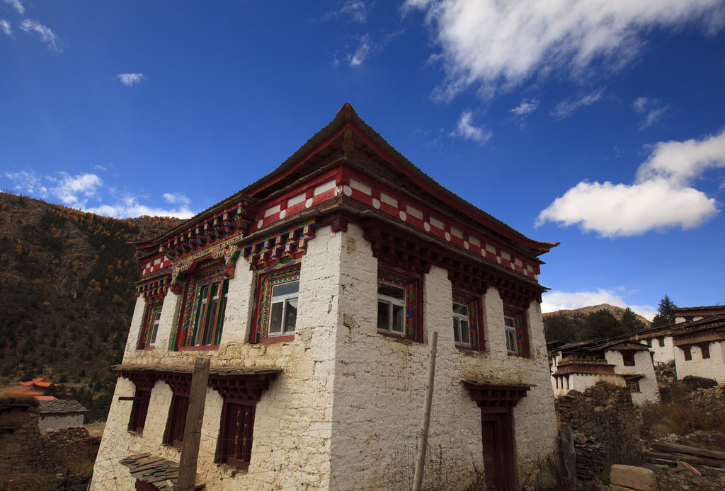 奔波寺(蚌普寺)