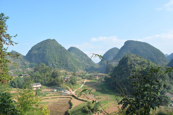 文山州广南县董堡乡里标村