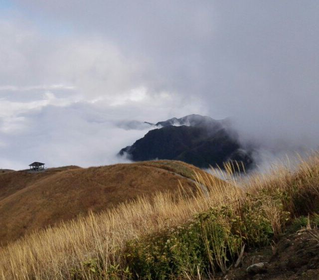 白鹤观,武功山 14:57到白鹤观,这是最接近金顶的住宿房了,二楼去看了