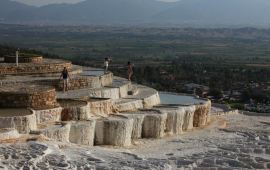 棉花堡卡拉哈耶特村天气预报,历史气温,旅游指