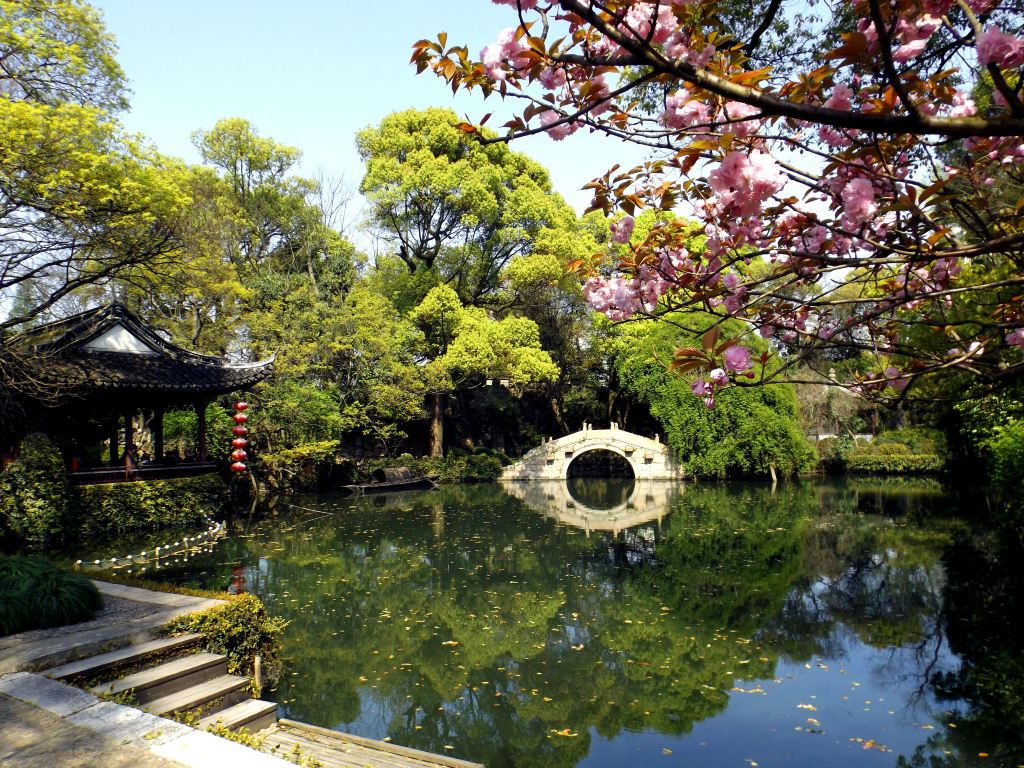 韦金勇:浙江海盐市区绮园等10景,平湖市区东湖和报本寺,上海新场古镇