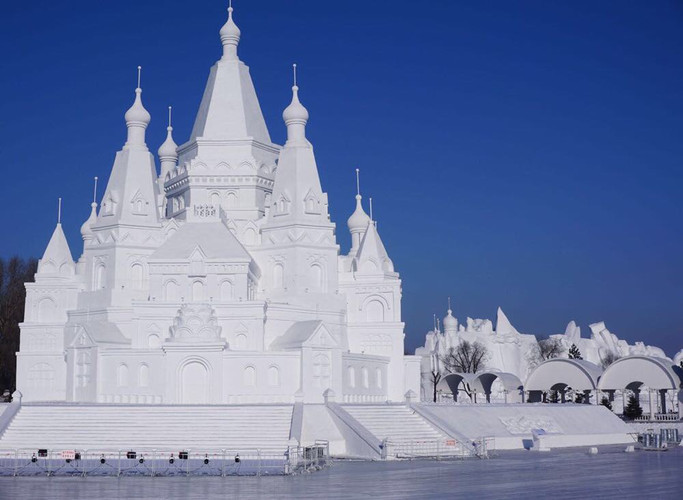 东北冰雪之旅,哈尔滨牡丹江吉林本溪,冰雕雪雕雪乡雾凇冰瀑