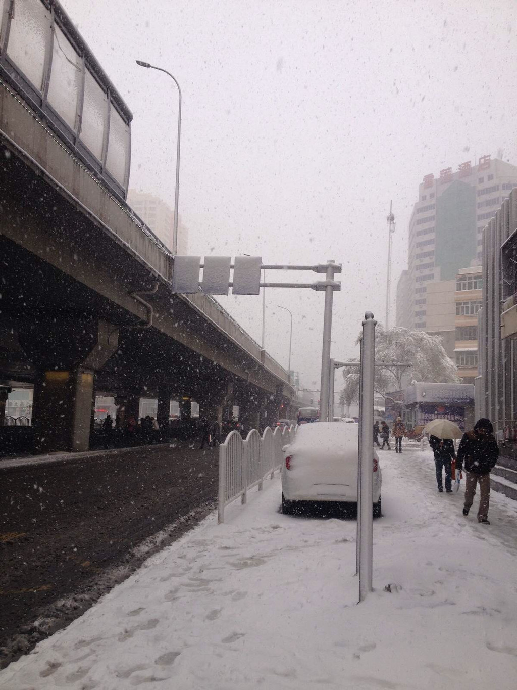 乌鲁木齐钱塘江路
