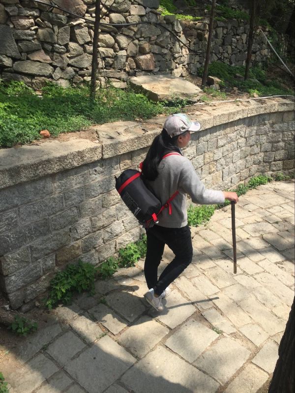 求爬泰山需要注意的事项,带什么东西,遇到