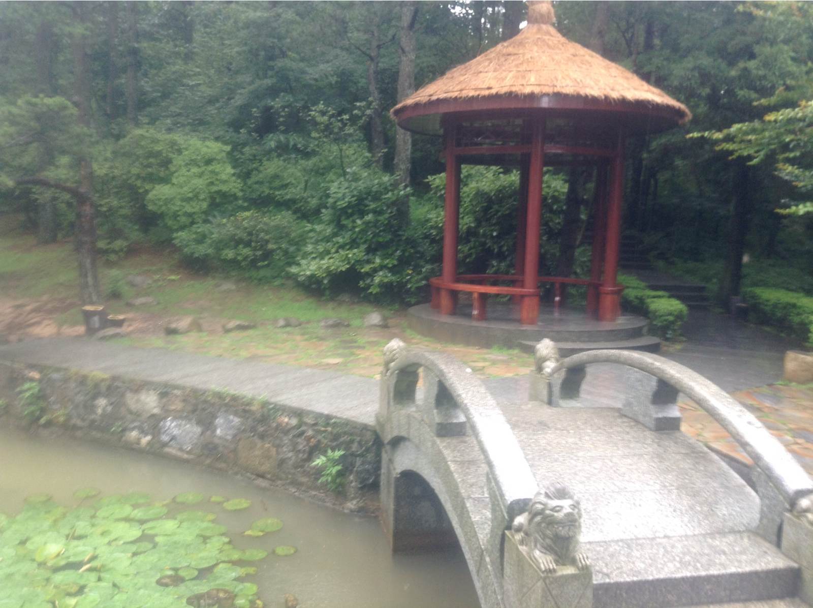 庐山白居易草堂