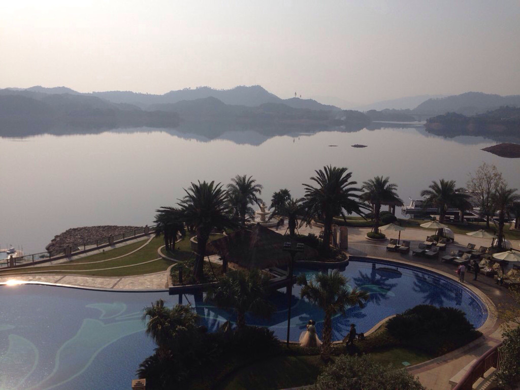 千岛湖旅游攻略指南? 携程攻略社区! 靠谱的旅游攻略平台,最佳的千岛湖自助游、自由行、自驾游、跟团旅线路,海量千岛湖旅游景点图片、游记、交通、美食、购物、住宿、娱乐、行程、指南等旅游攻略信息,了解更多千岛湖旅游信息就来携程旅游攻略。
