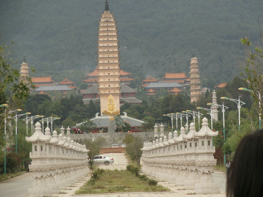 近在咫尺却无缘得见的崇圣寺三塔