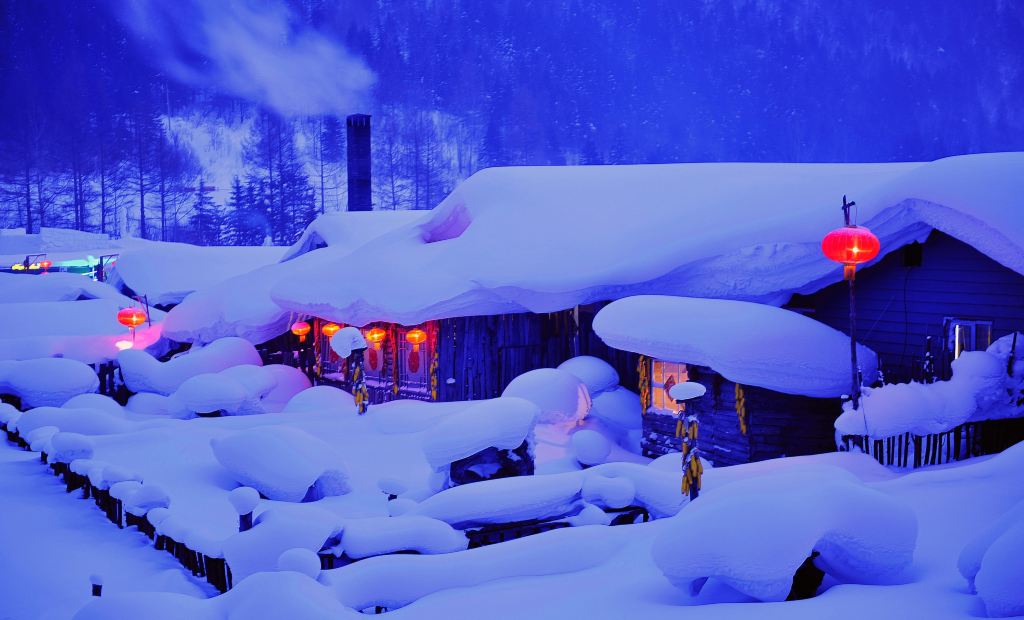 17—夕阳雪村分外静,向晚饮烟特别香