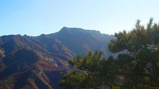 盖州市熊岳镇城东8公里陈屯镇太平沟村境内,是当地有名的旅游避暑胜地