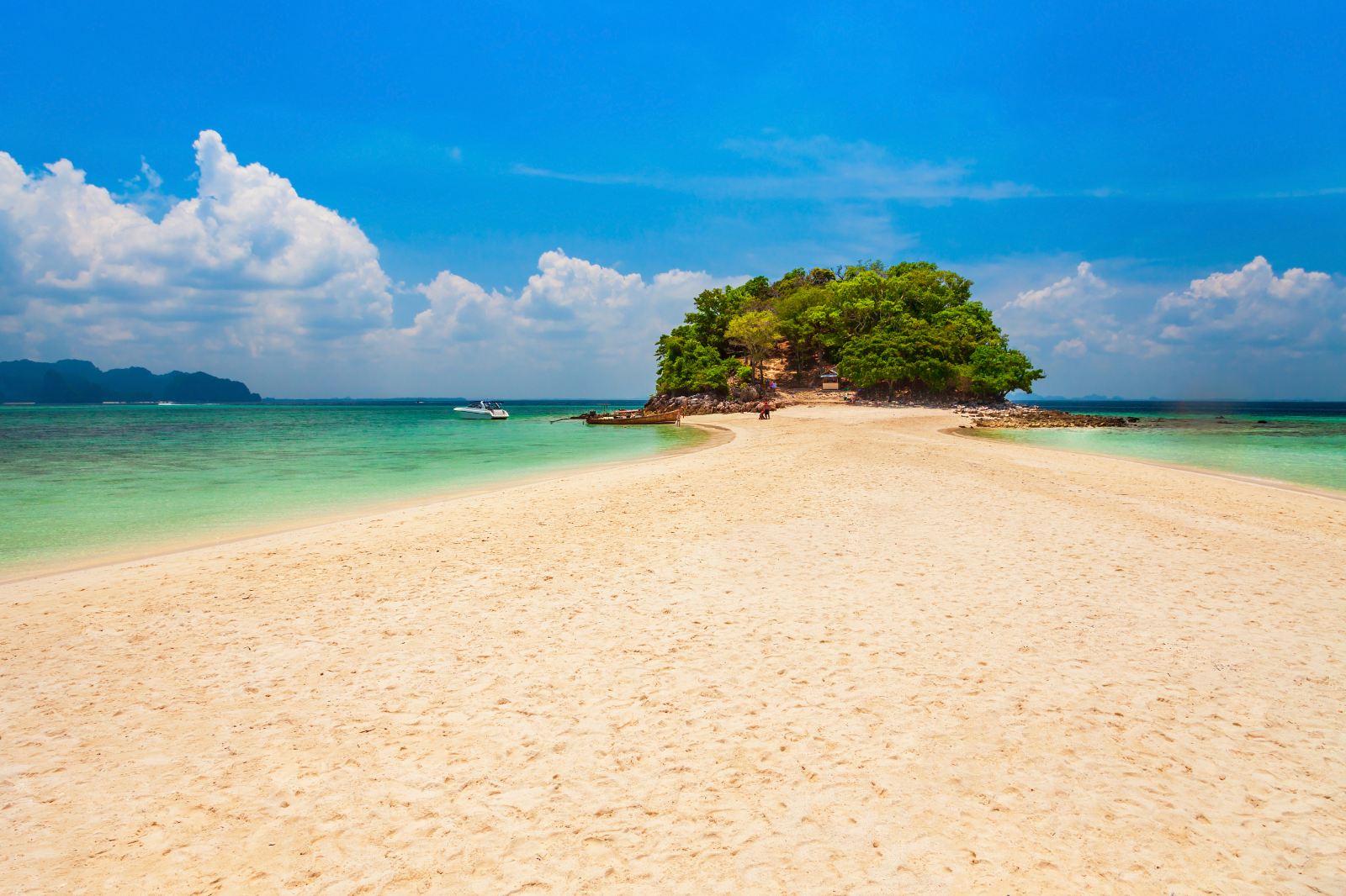 泰国普吉岛 新呷海滩 Laem Sing Beach