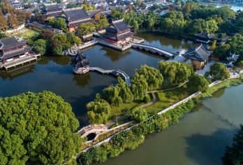 苏州拙政园+狮子林+游船+周庄一日游【纯玩团 双园水乡线】【[服务保障]此线路自主运营，服务至上，严选优秀导游，纯玩天天发班，随订随走。】