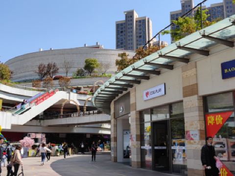 上海宝龙广场购物攻略 宝龙广场物中心 地址 电话 营业时间 携程攻略