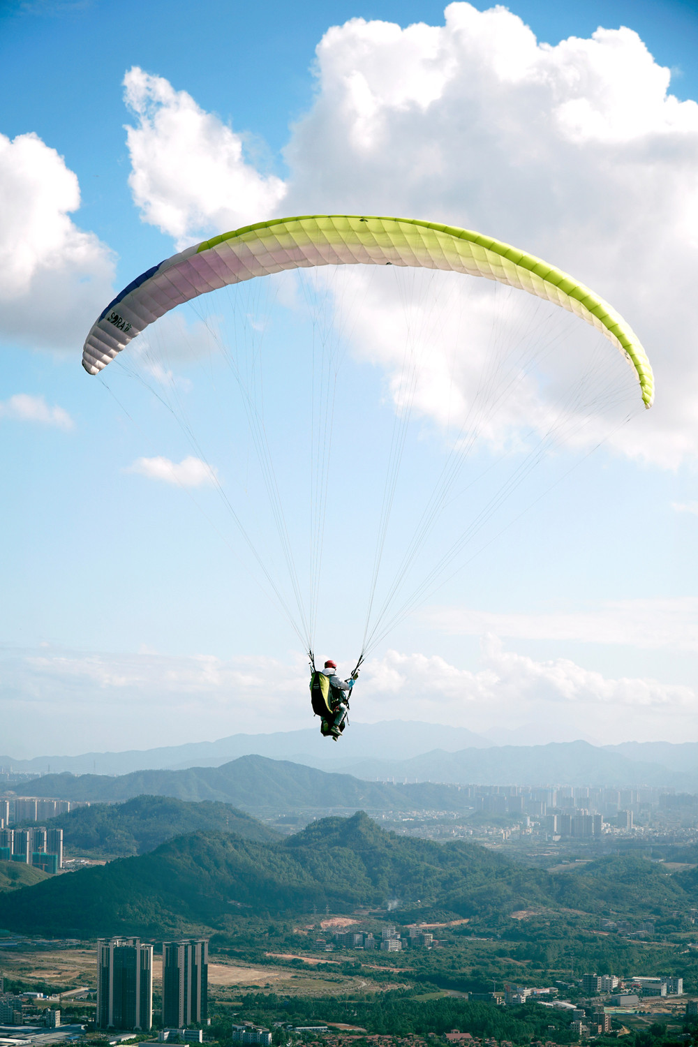 广东深圳滑翔伞飞行基地-培训考证去哪里学?