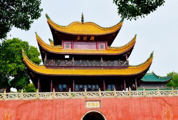 岳阳一日游【乐游岳阳：探寻屈子文化、品读岳阳楼、望洞庭湖、资深导游带您认识历史中的岳阳】