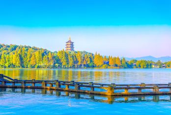 杭州西湖游船+雷峰塔下午半日游【导游讲解 纯玩含所有门票】【[保证纯玩]没有购物安排，没有强制消费，没有隐形消费，行程轻松，安排合理。】