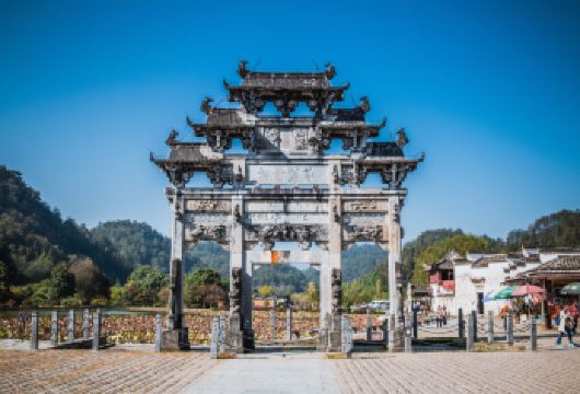 宏村景区+西递一日游【含中餐/市区免费接送，可送北站/纯玩】【1.黄山市市区参团，汽车站/火车站/各酒店提供免费接送站服务（可送高铁北站）。】