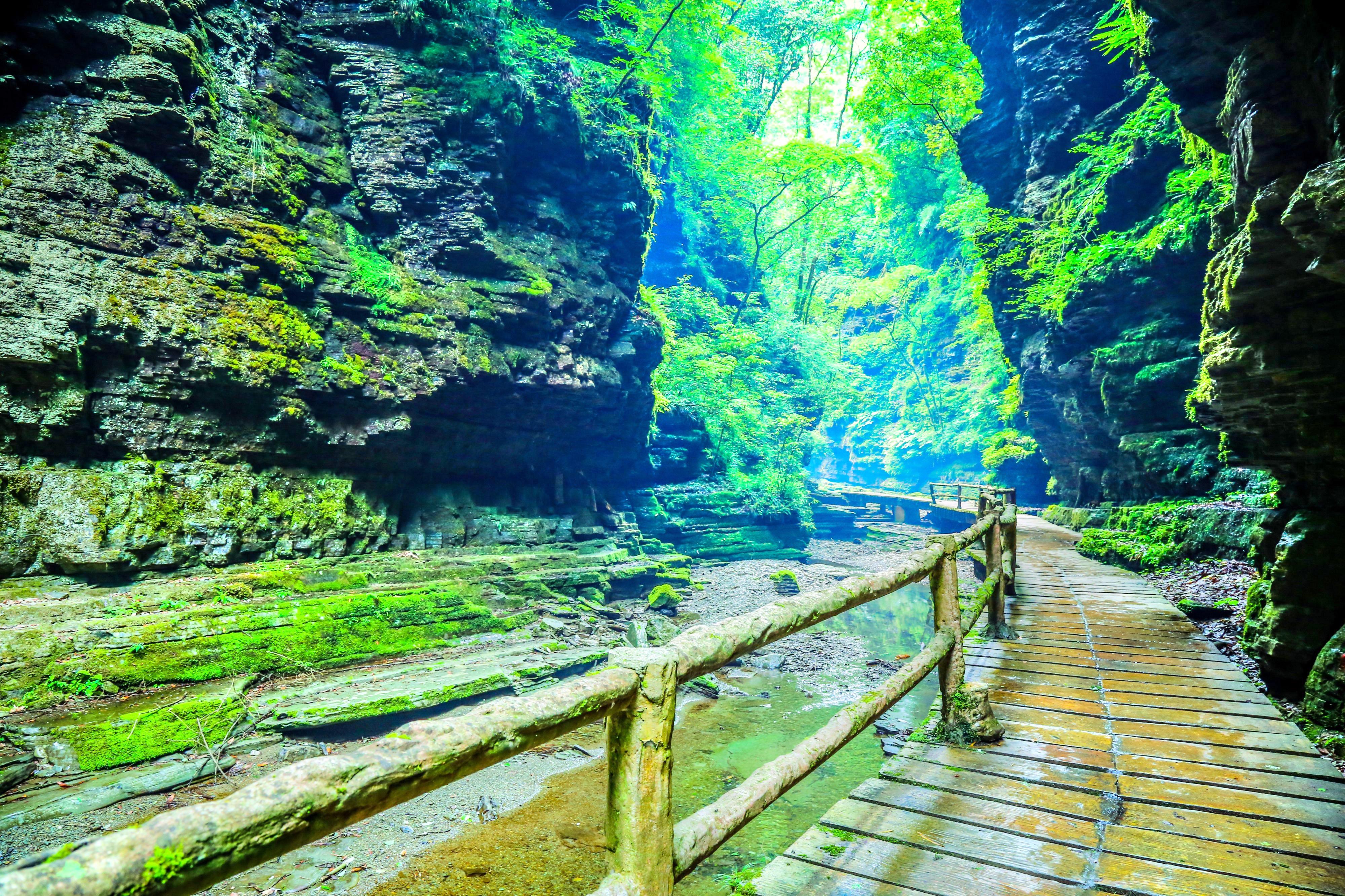 鼓城山七里峡景区