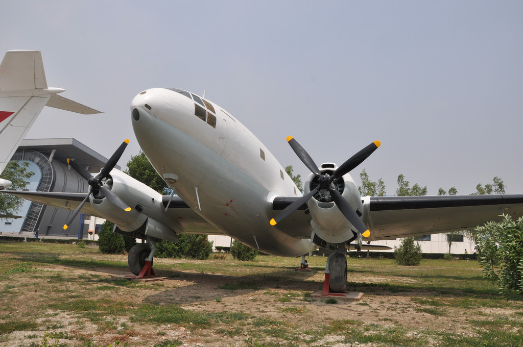 美国制造的c—46型运输机