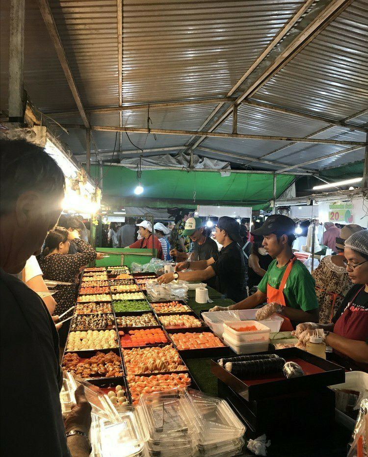 泰国普吉镇周末市场 Phuket Weekend Market