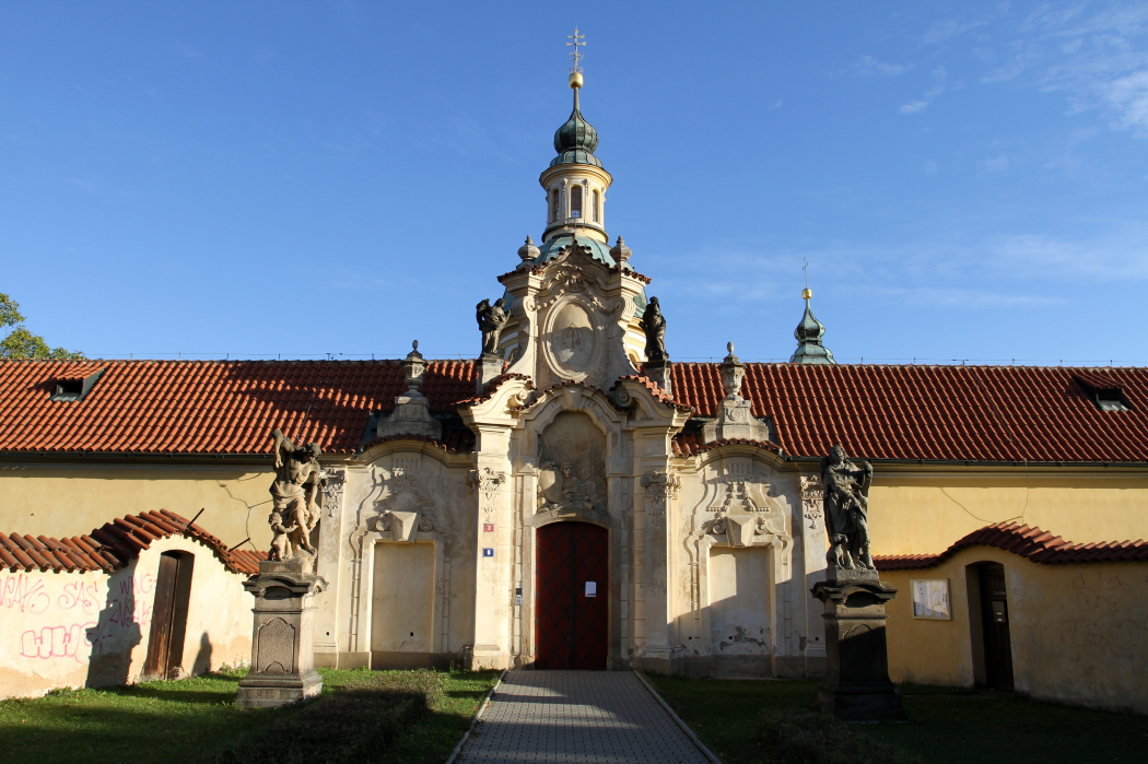 胜利之后圣母堂