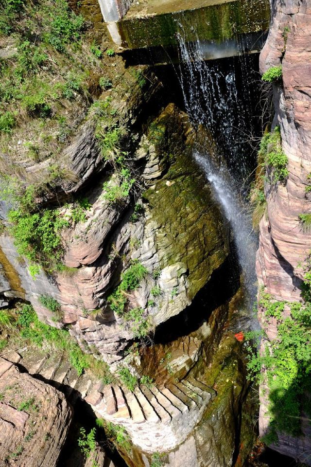 辉县红岩大峡谷攻略,辉县红岩大峡谷门票/游玩攻略/地址/图片/门票