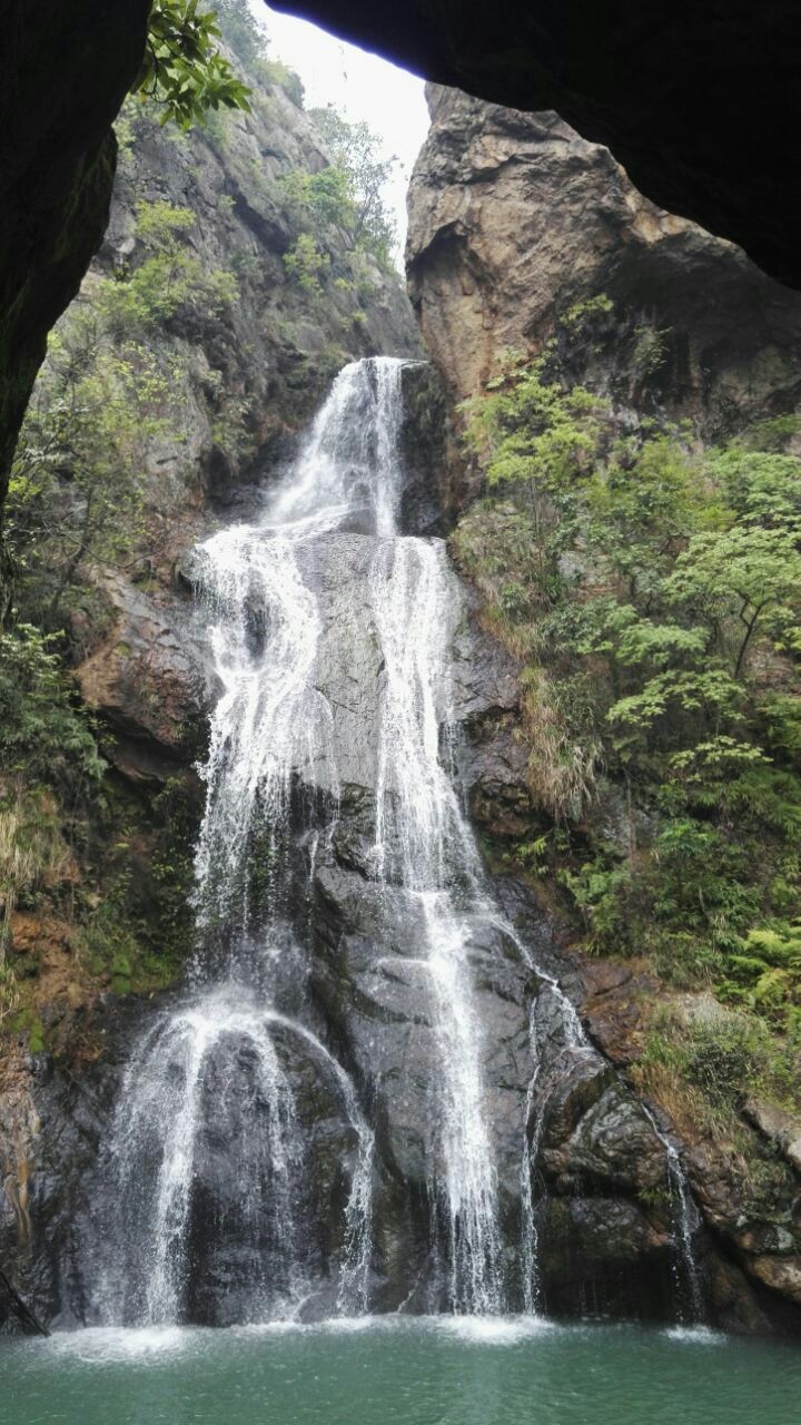 梅雨潭