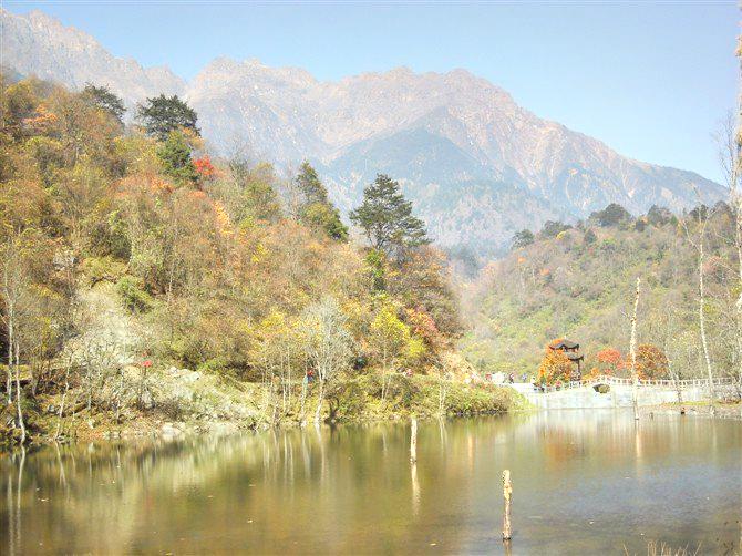 二郎山喇叭河风景区