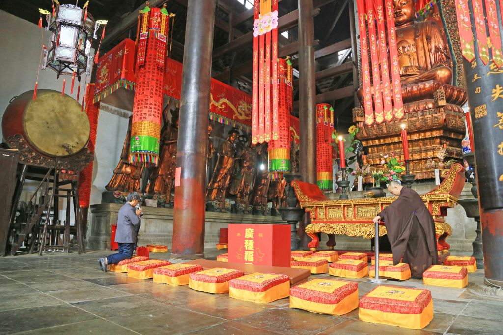 天宁寺,城市秘境中的千年古刹