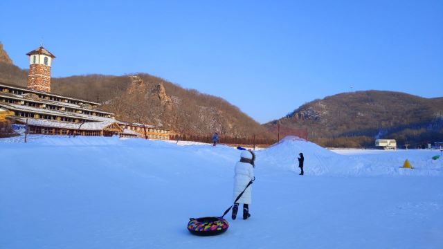 哈尔滨吉华滑雪场图片