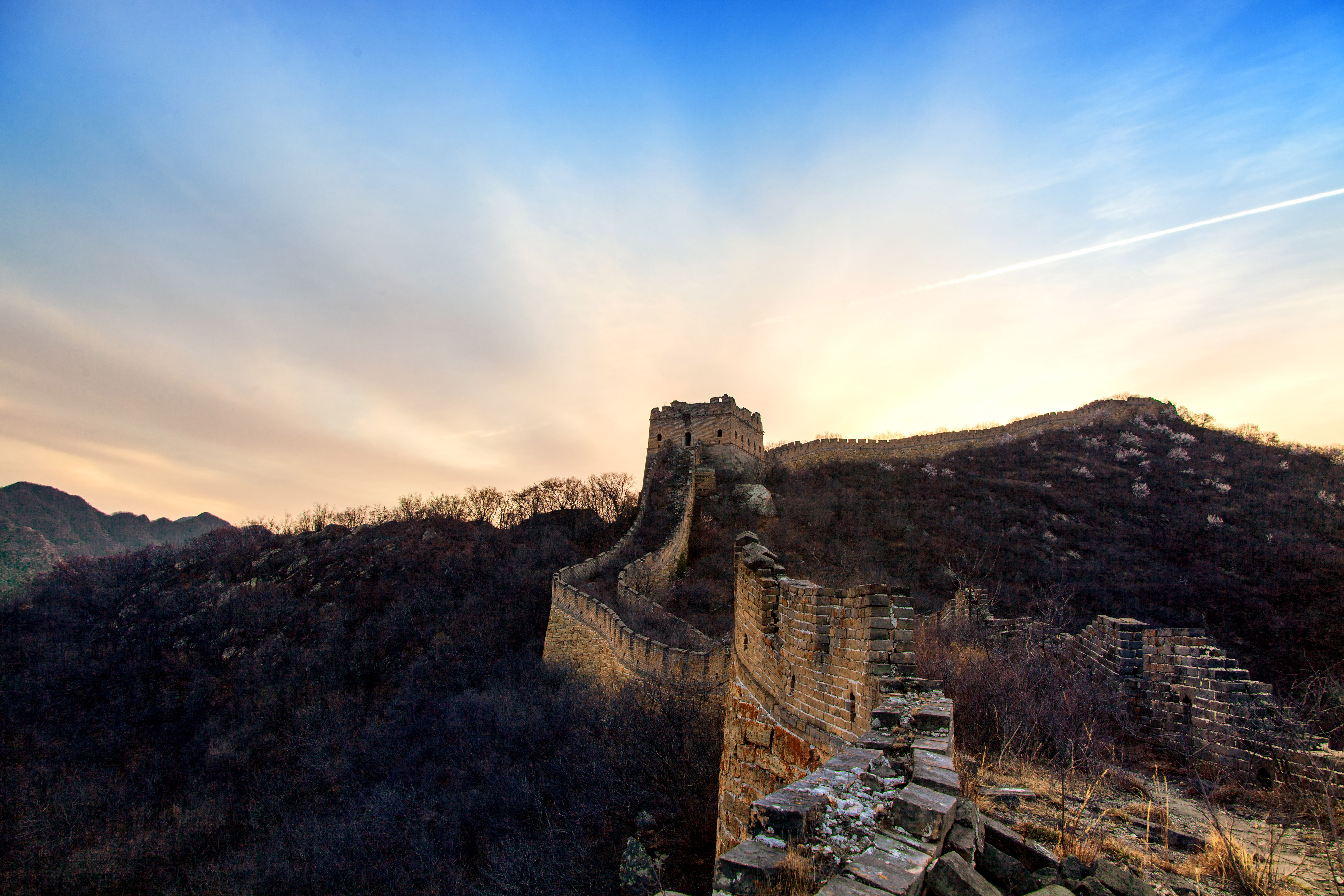 响水湖长城风景区图片