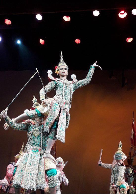 泰国曼谷 皇家剧院 ศาลาเฉลิมกรุง
