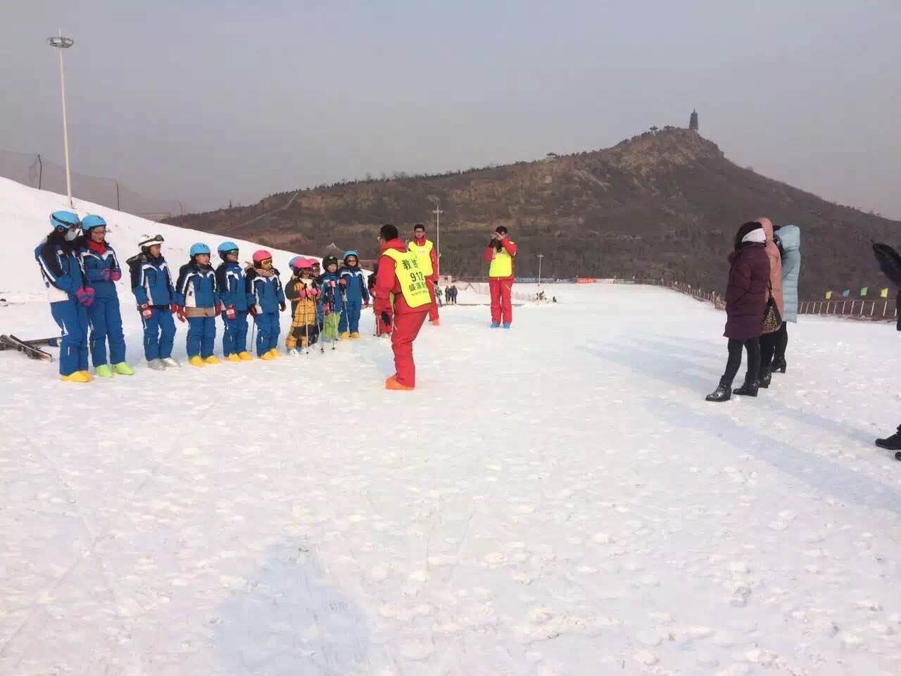 滦州研山滑雪场