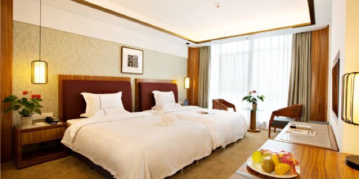 贵阳和悦丽呈酒店(原高新乾银和悦酒店)1-3晚 双早【贵阳北站星级湖景