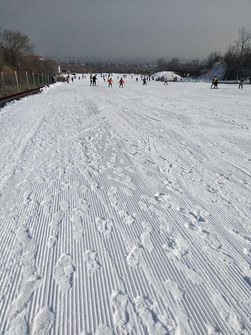 太行风情滑雪场