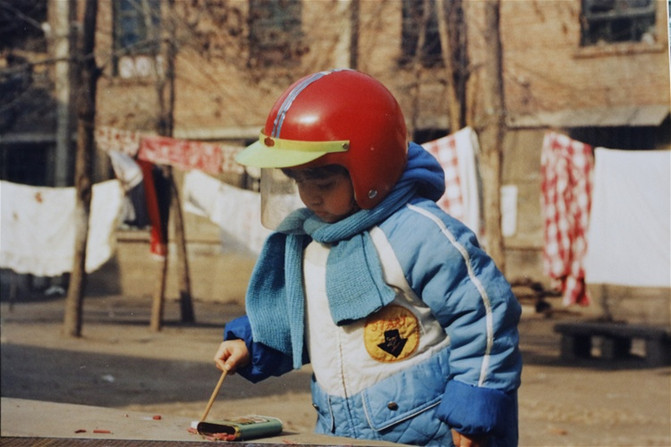 1990春节,儿子放鞭炮。育儿。 - 天津游记攻略