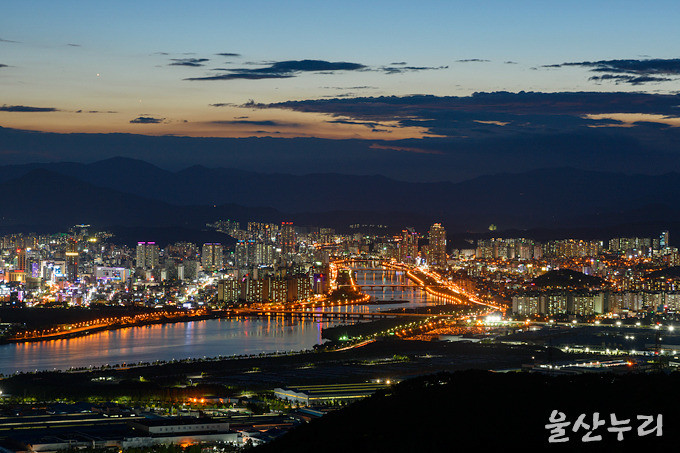 蔚山盐浦夜景