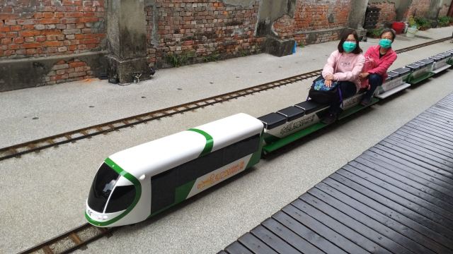 哈玛星驳二线火车体验之旅