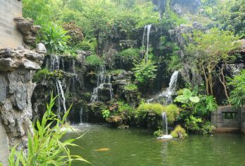 佛山+顺德一日【逢简水乡+清晖园+祖庙+黄飞鸿叶问+美食】【[尊享出游]小团真纯玩不购物。[美食]自费品尝双皮奶、肠粉、煲仔饭、烧鹅、爽鱼皮、炸牛奶。。。。】