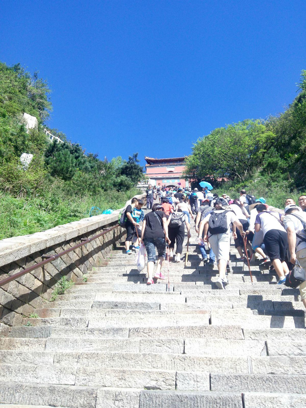 盛夏游曲阜,泰山